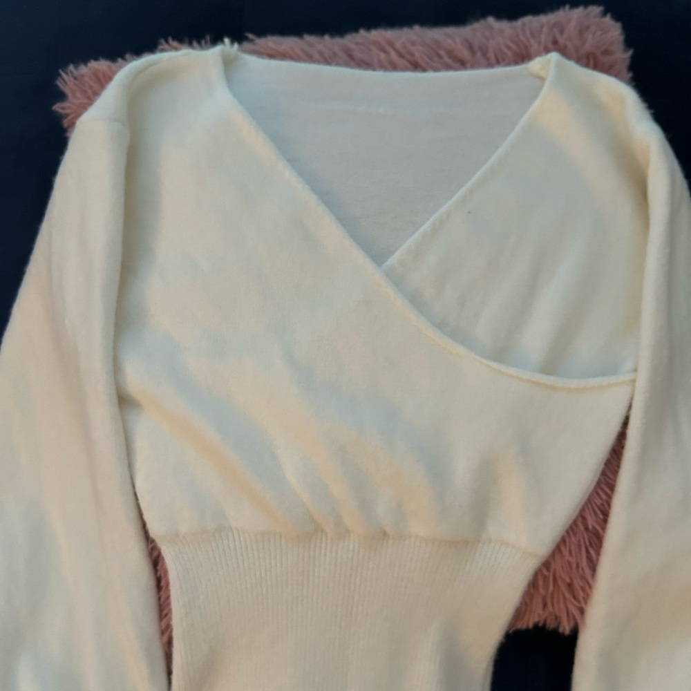 Elegant Cream Knit Dress stretchy could fit small - Picture 2 of 3
